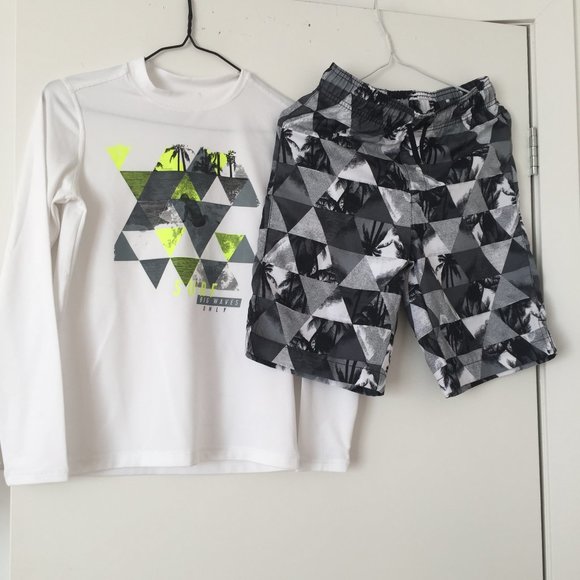 PLAGE SPORT SWIMMING SET - LONG SLEEVET-SHIRT AND SHORTS FOR BOYS, SZ. 10-12 - Picture 1 of 5